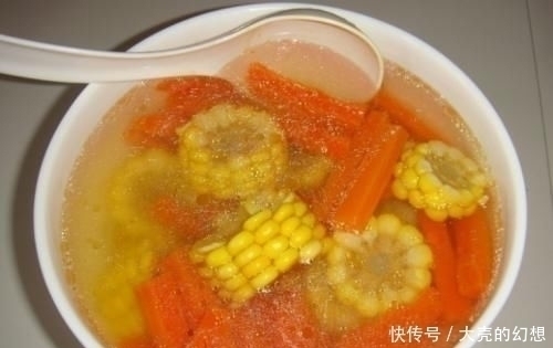 胡萝卜|胡萝卜和它一起煮,每天喝一碗,排出体内黑臭宿便,一周瘦2斤