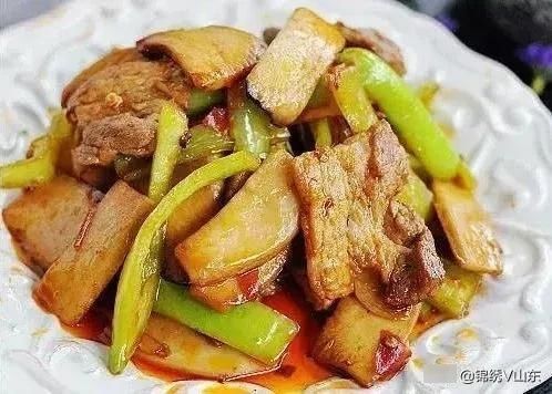 周末，公婆来我家，我做了12道菜，荤素齐全，难得一聚很是开心