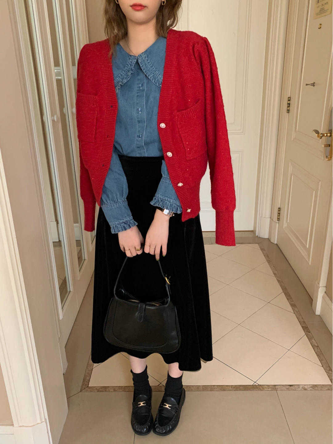 衬衫儿 谁能拒绝娃娃领衣服的魅力呐?用它做内衬,就是赢在起跑线上了