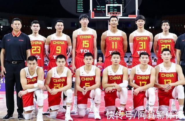 周琦|最新FIBA男篮排名出炉!中国男篮停滞不前，新的方向在哪里