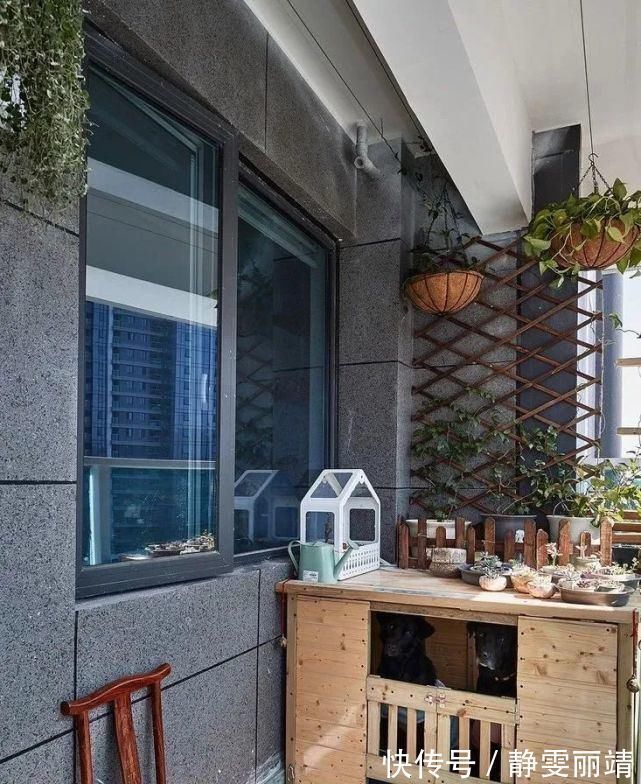 阳台|越来越多人阳台不铺瓷砖，如今用它来代替，太聪明了