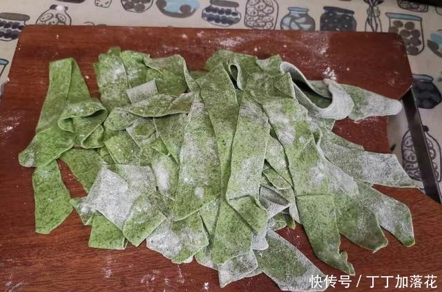  不吃|好吃到飞起的菠菜凉面，再也不用担心宝宝不吃青菜了！