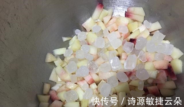 冰糖|水蜜桃好吃又便宜,做成水蜜桃果酱,酸酸甜甜的好喜欢!