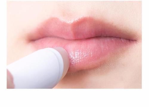 秋冬必备的8款润唇膏,滋润防唇干,你入手了吗