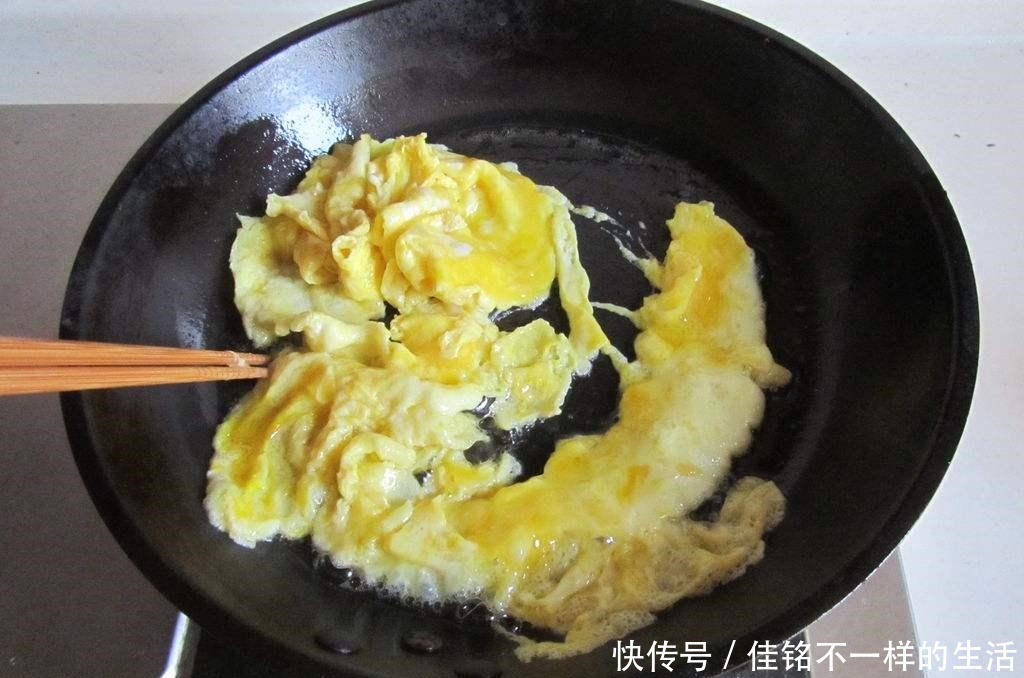  冬天|冬天，吃萝卜吃白菜，不如吃它，营养极高，补钙质长个头