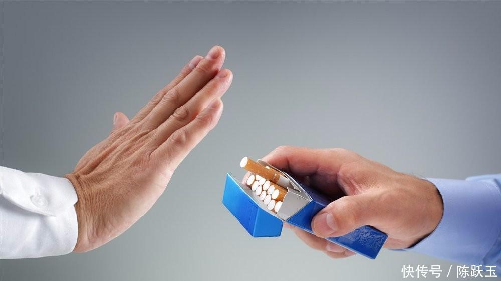 不想老来痴呆,就请改掉这3个饮食习惯,好安享