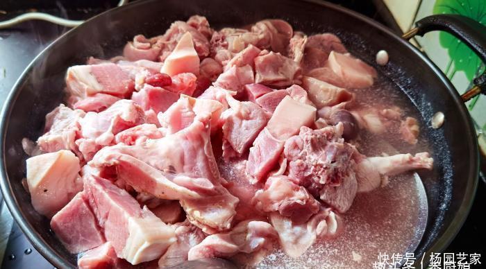 外国人|此肉国内很少人吃,外国人吃到不能自拔,钙是牛肉3倍,别不懂吃