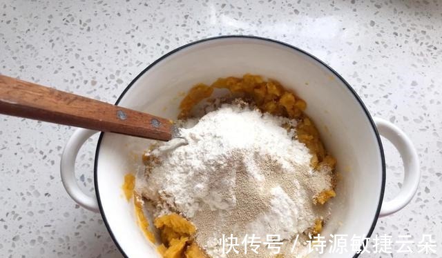 红薯饼|好吃美味的华夫饼,制作简单,营养健康!
