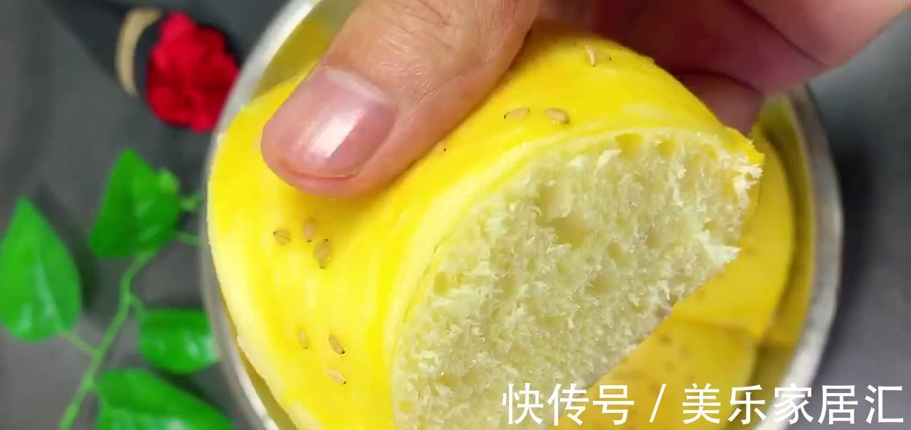 蜂蜜面包不用烤箱也能做,全程不加一滴水,暄软蓬松香甜可口