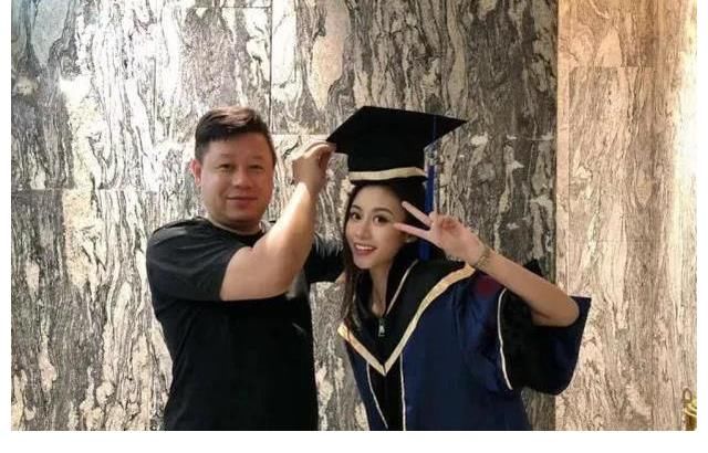 深圳火石點燃粵港澳花火，旗下藝人伍珂玥好聲音奪冠