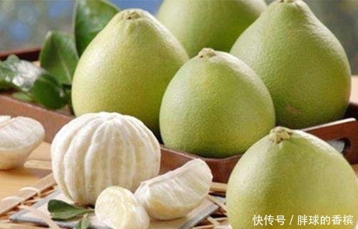  也别|提个醒：冬季吃柚子好处多，但有三类人最好一口也别沾，赶紧看看