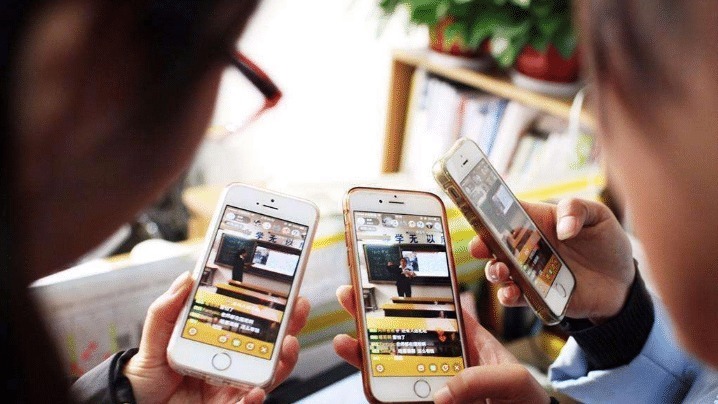 打赏行为|直播平台封禁未成年打赏,用户打赏被限额,主播收益将延长到账期