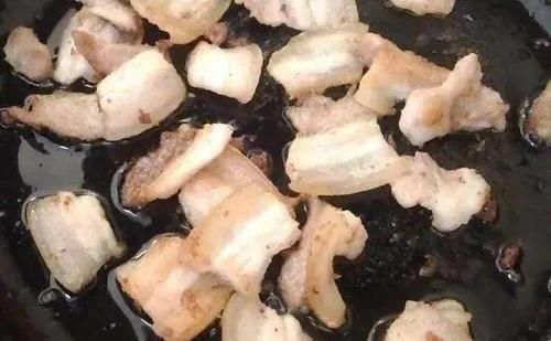 暖和|天冷,教你炖一锅懒人美食,鲜美滋补又营养,一碗下肚全身都暖和