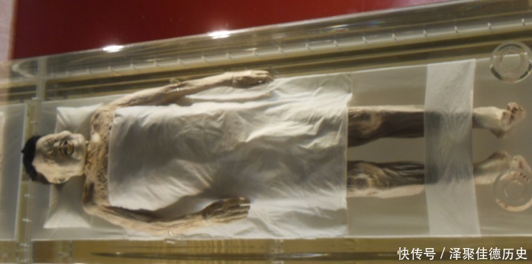 日本为什么多次索要她的头发中国发现异常半寸也不给