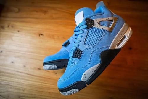 看完还不心动吗？！全新北卡 AJ4 最新实物图曝光！