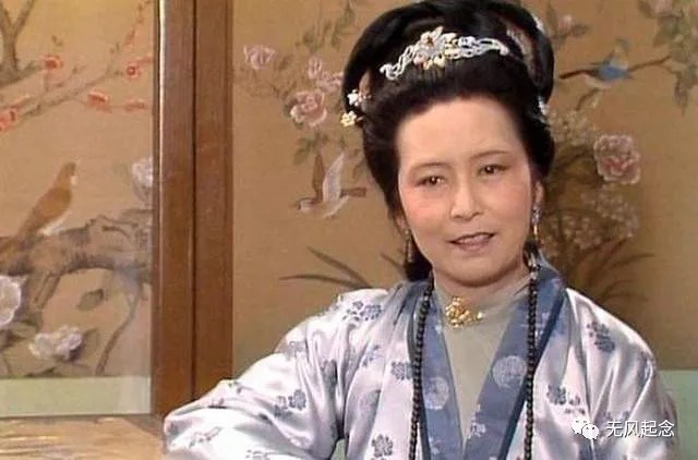 贾宝玉&彩霞身为王夫人最得力的丫环,为何却会看中王夫人最讨厌的贾环?