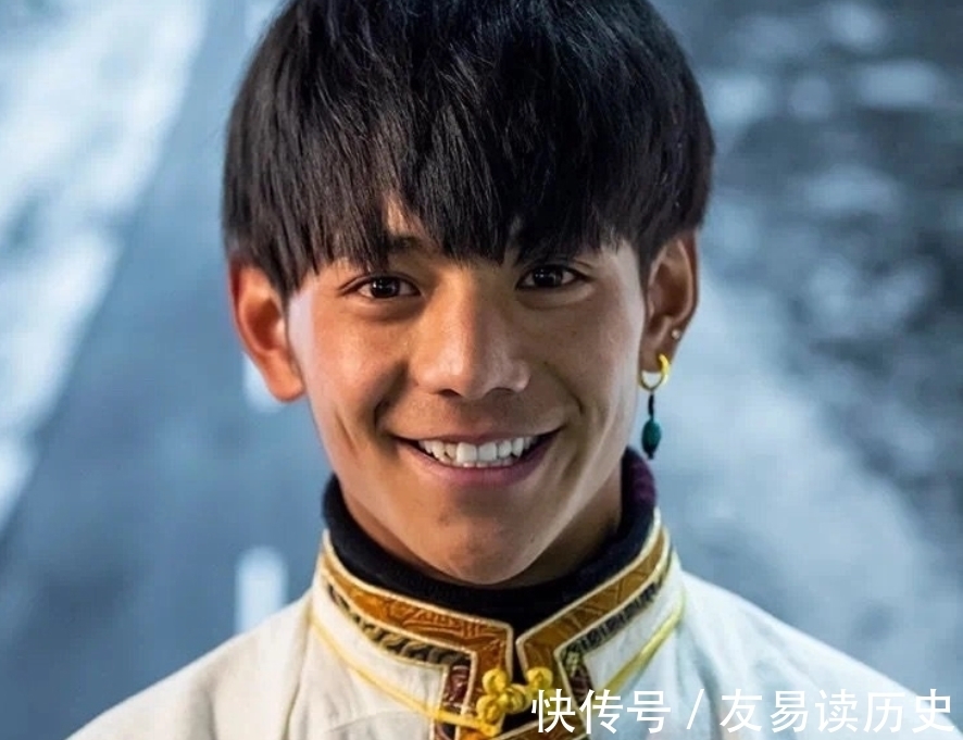 身材|丁真《中餐廳》生圖五官超精致，但身材卻很瘦小，還沒姚安娜壯碩