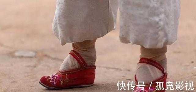 身亡 “裹小脚”式审美!33岁网红“手术抽脂”身亡:ICU内熬了2个月!