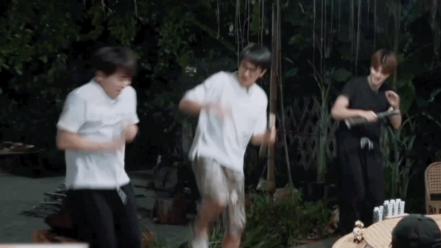 什么是明星们的“真面目”?看看《向往的生活》就知道了