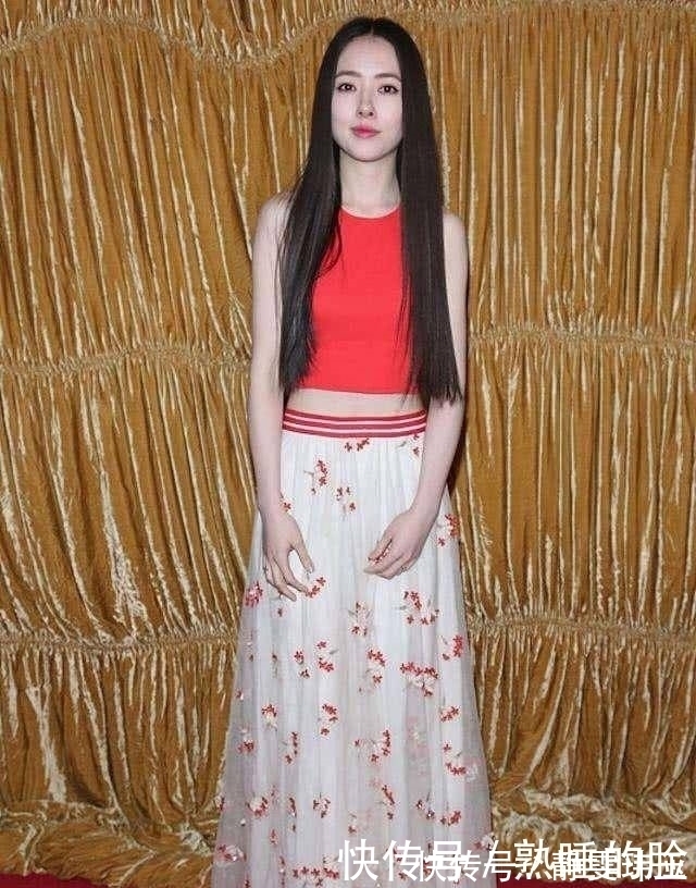 阿姨|奔四女人别留这3种“阿姨发型”,自我感觉时髦,其实又土又老气