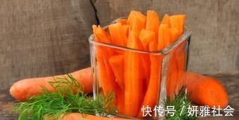 维生素提个醒，吃胡萝卜有几大禁忌，却有很多人不清楚，别犯错误了