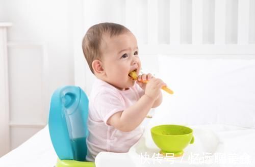 辅食|家长给孩子添加辅食,要牢记“4吃3不喝”,孩子吃得营养更健康