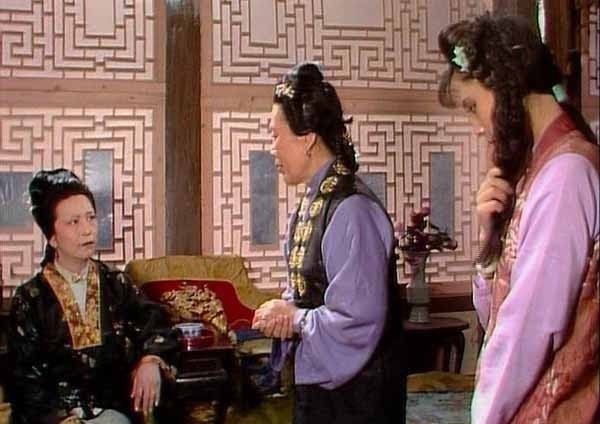 平儿与晴雯长相个性相差甚远,作者为何会将两人并称为“俏”?