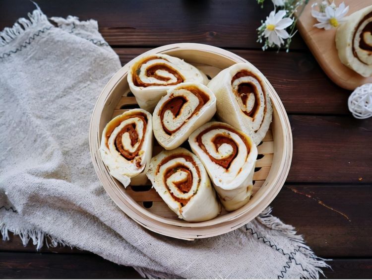 传统面食蒸肉龙的制作方法，简单好学，跟包子是不一样的口感