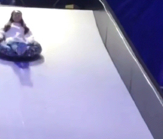 |搞笑GIF趣图:我们北方的饺子是这样放的,不知道南方的怎么放