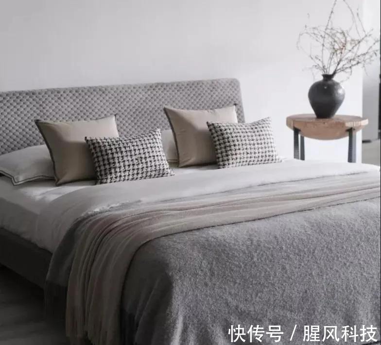 暖色系|别再大白墙了!卧室色彩搭配也可以很高级!