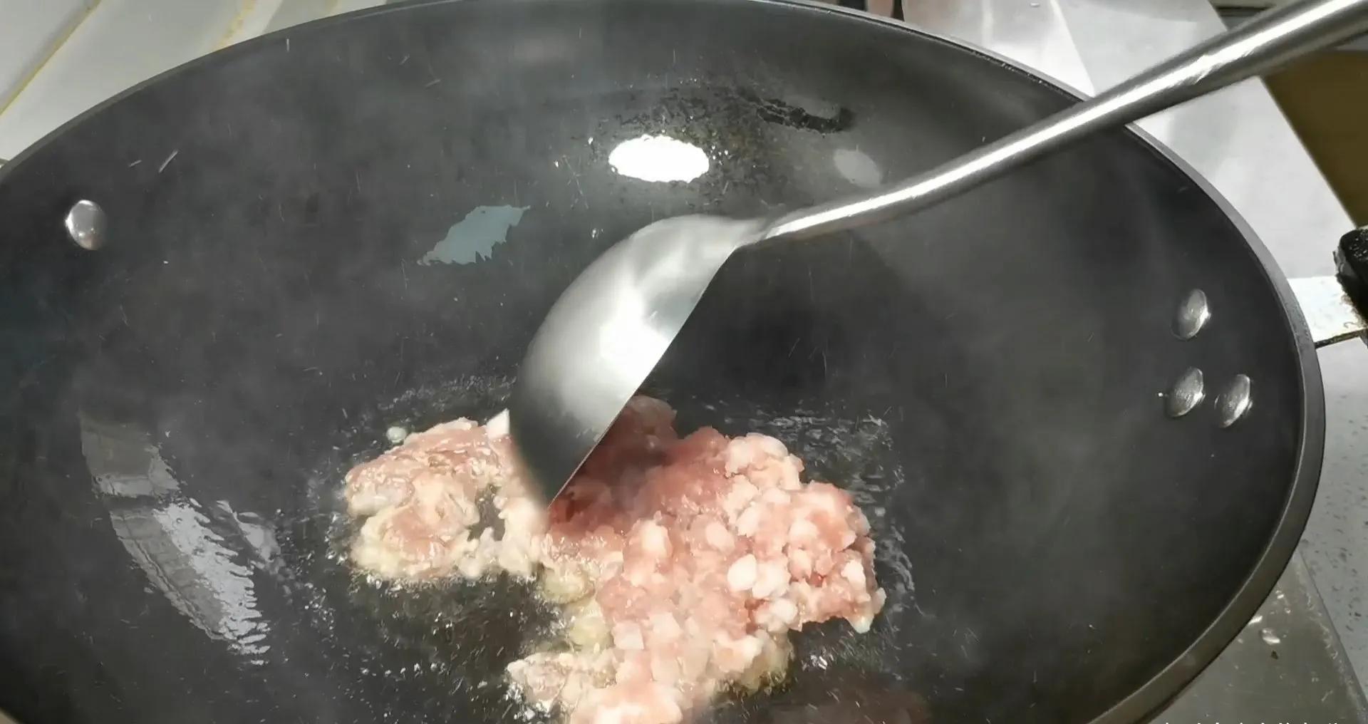 自从学会了粉条的做法,我家每隔几天就做一次,实在太好吃