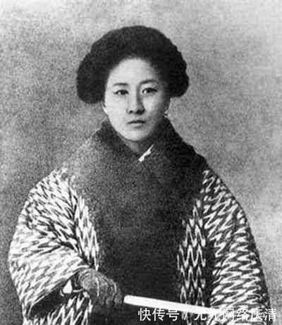 文学作品$秋瑾曾与鲁迅大打出手,她拿把刀插在桌子上,对鲁迅说了九个字