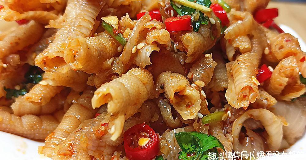 教你做香辣鸡爪,做法超简单,比在外面买的好,春节做给家人吃