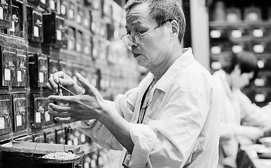 经典|教你治“湿热失眠”的经典方子六味药,化解易醒、多梦