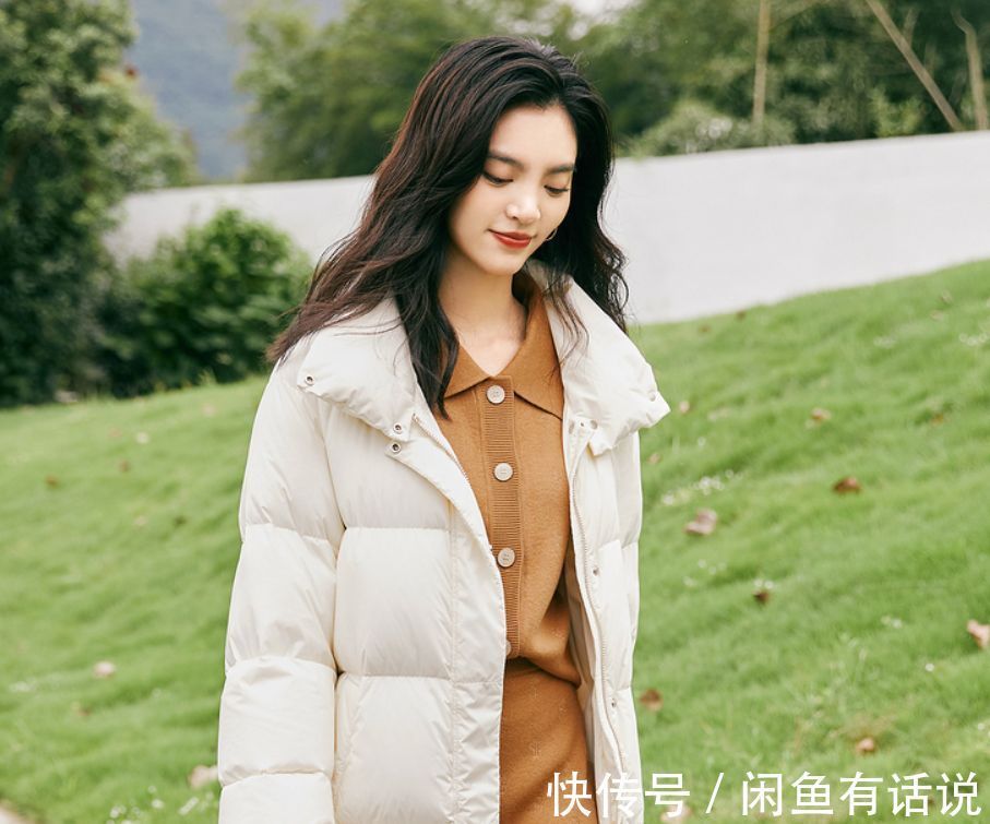 中年|中年女人穿衣要体面,少穿这4种自带“廉价感”的内搭,很败气质