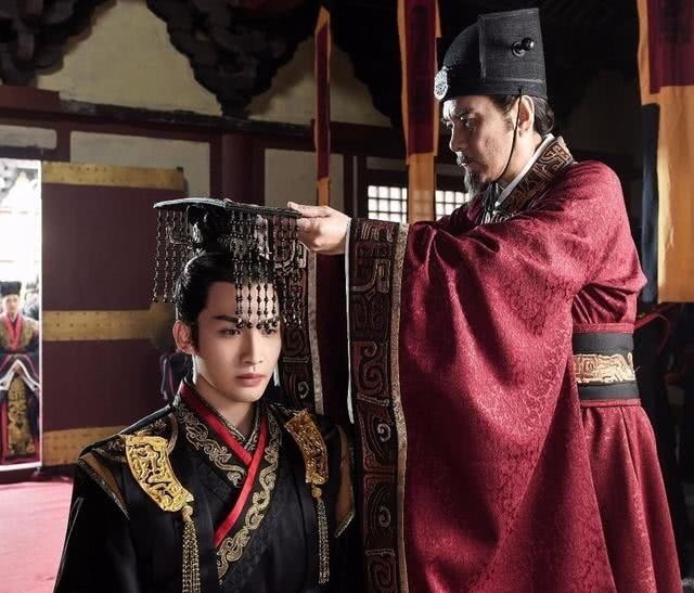 秦始皇|荆轲刺秦王是无用功？换谁都能让秦国一统天下吗？看这几位就知道