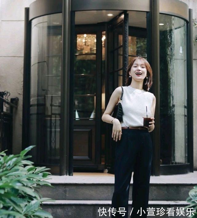 极简|会穿衣搭配很关键,不知道怎么搭配的女生,可以选择极简穿搭风格