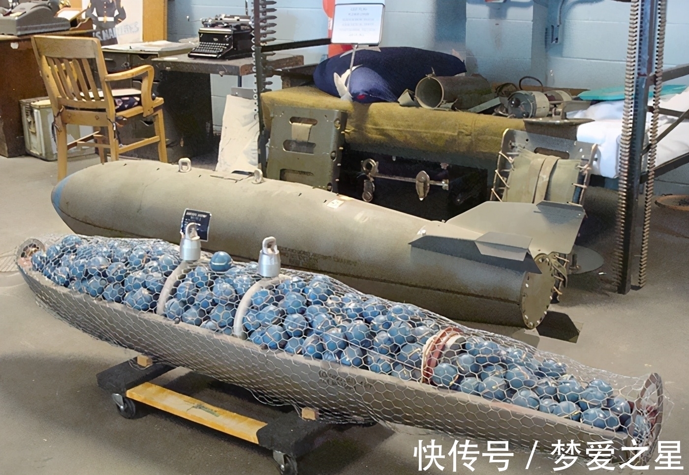 矿泉水瓶|25张罕见的照片,现代战舰的底部太科幻,好像动画片里的飞船