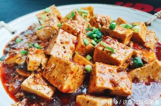 做麻婆豆腐,学会这个技巧,豆腐麻辣鲜香嫩而不碎,比吃红烧肉香