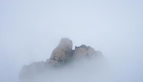 形状|江淮地区最高山峰，天柱山因其而得名，形状却让人捉摸不透