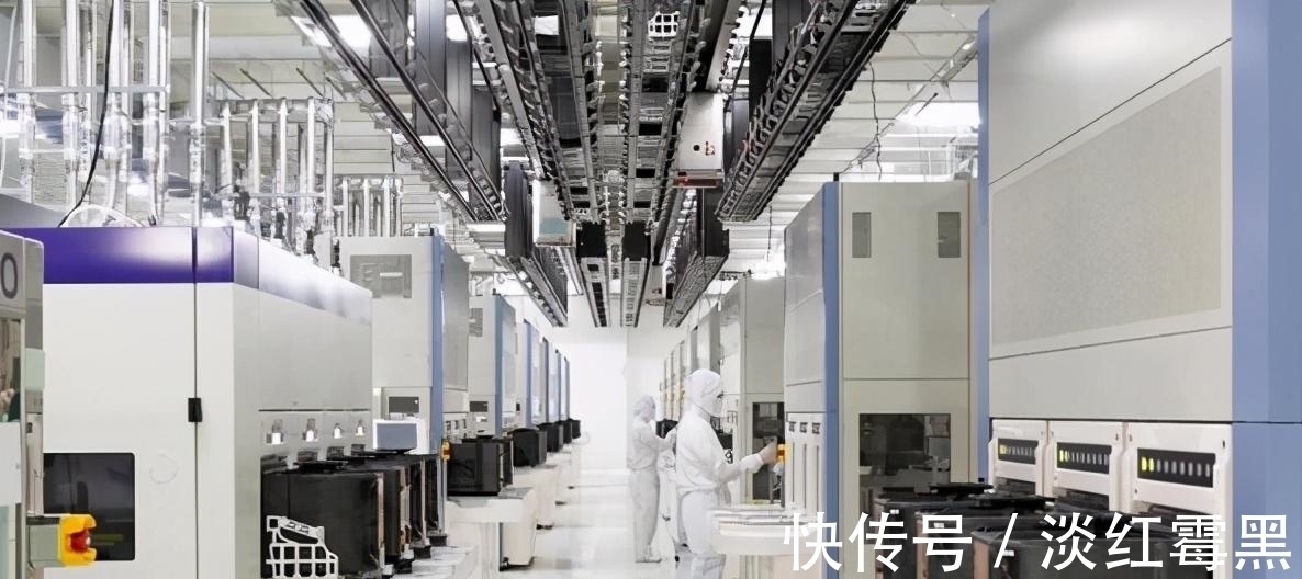 芯片|比原子弹还难造的光刻机,全世界仅俩国家掌握技术,有这么难造?