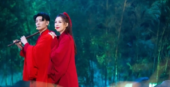 《披荊斬棘的哥哥》嫂子齊聚，唯獨(dú)少了她，因不想和情敵同臺？