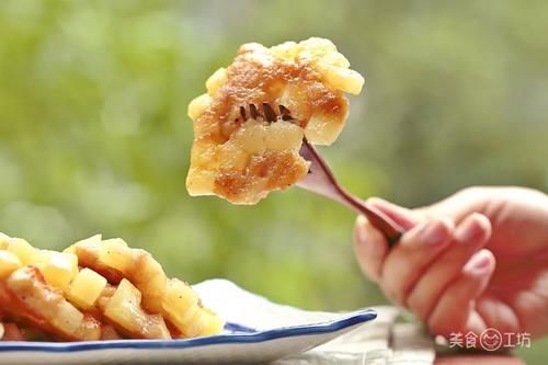 这饼味道实在绝，好吃到转圈圈，一口平底锅就能做