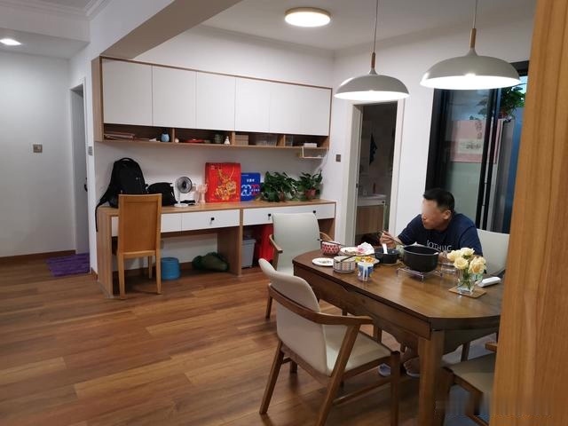 柜子|一家三口终于幸福入住,电视墙非常实用,再多东西都能装,晒晒