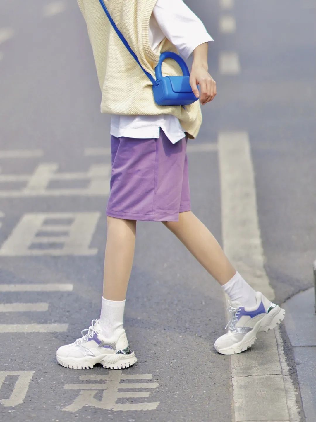 短裤|今夏最适合小个子的3款裤子，显瘦显腿长，照着穿就对了