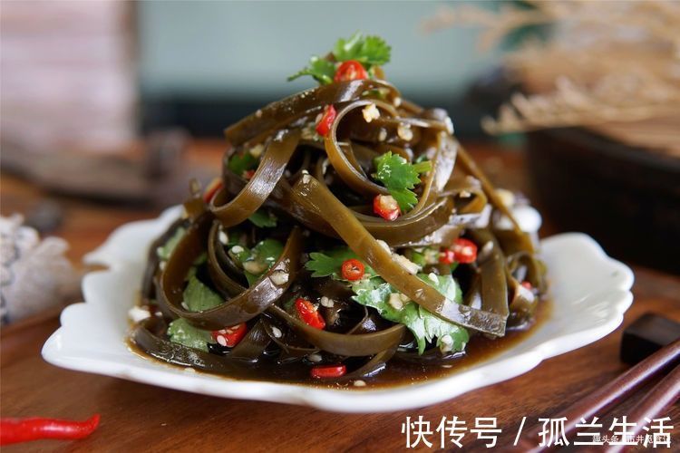 做法|清爽开胃的凉拌海带丝做法，好吃到停不下来，多一步味道就香了