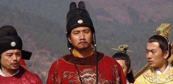 称帝|老农给了朱元璋4个馒头,朱元璋称帝后,赐了他一件龙袍