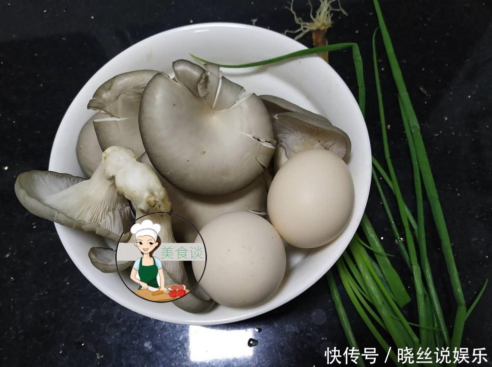 平菇|平菇炒鸡蛋，滋补强身，蛋白质是猪肉的4倍，孩子多吃体格好