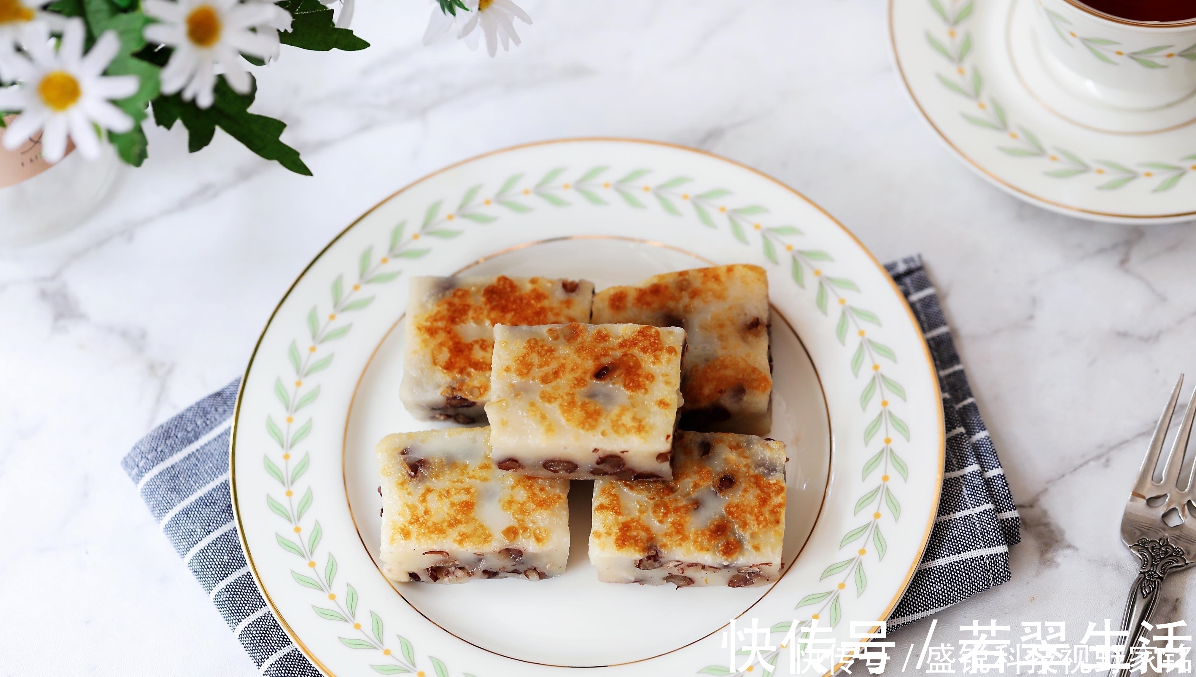 糯米粉别再做饼了，加1碗牛奶1把红豆，软糯香甜又补血，零失败