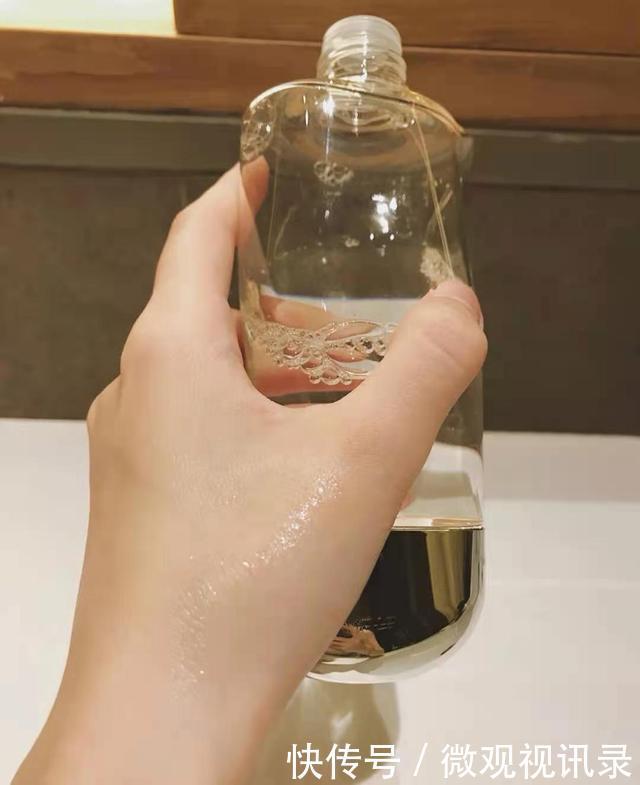 精华|前有“王牌”面霜精华,后有冻干粉,为何后者“风更大”,真相了